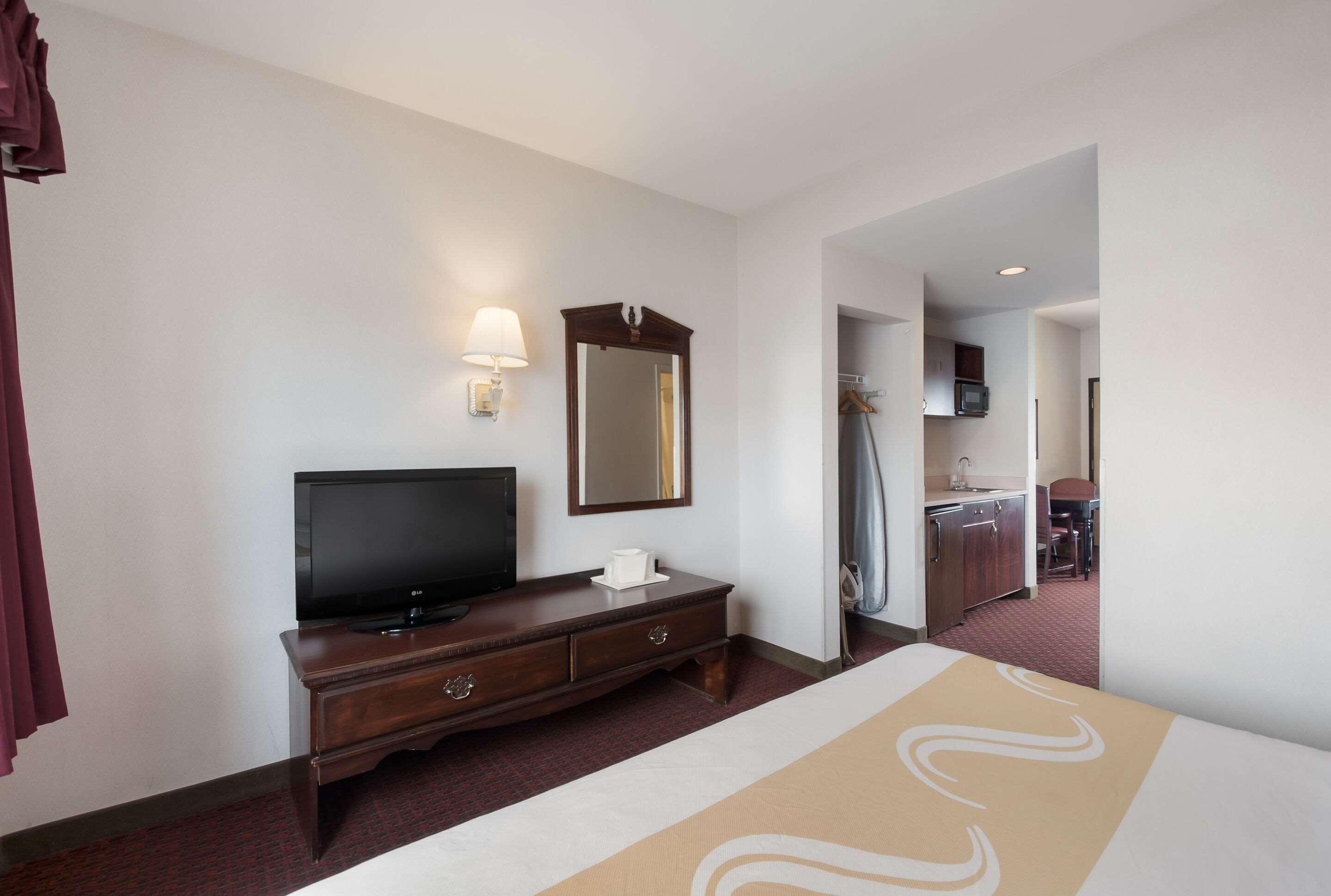 Quality Inn Grand Suites Беллингхэм Экстерьер фото