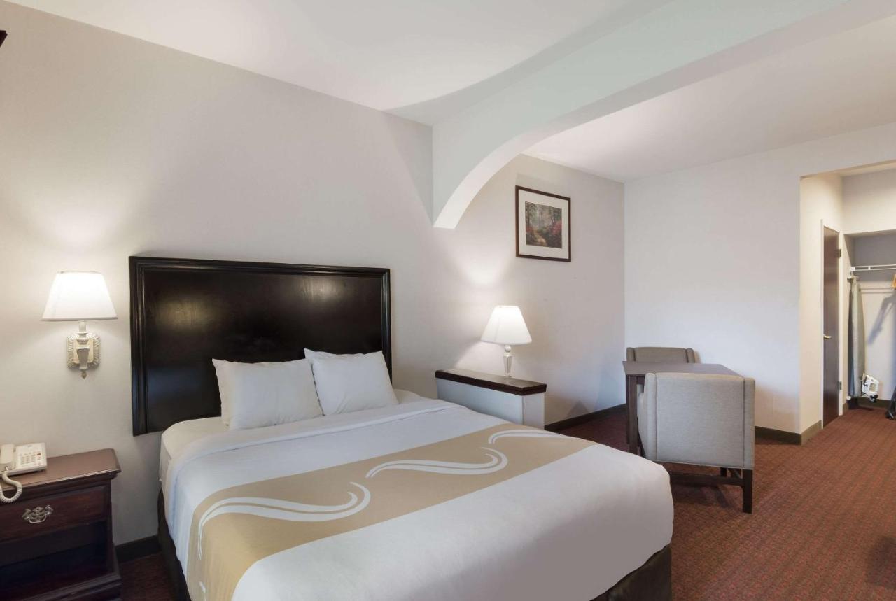 Quality Inn Grand Suites Беллингхэм Экстерьер фото